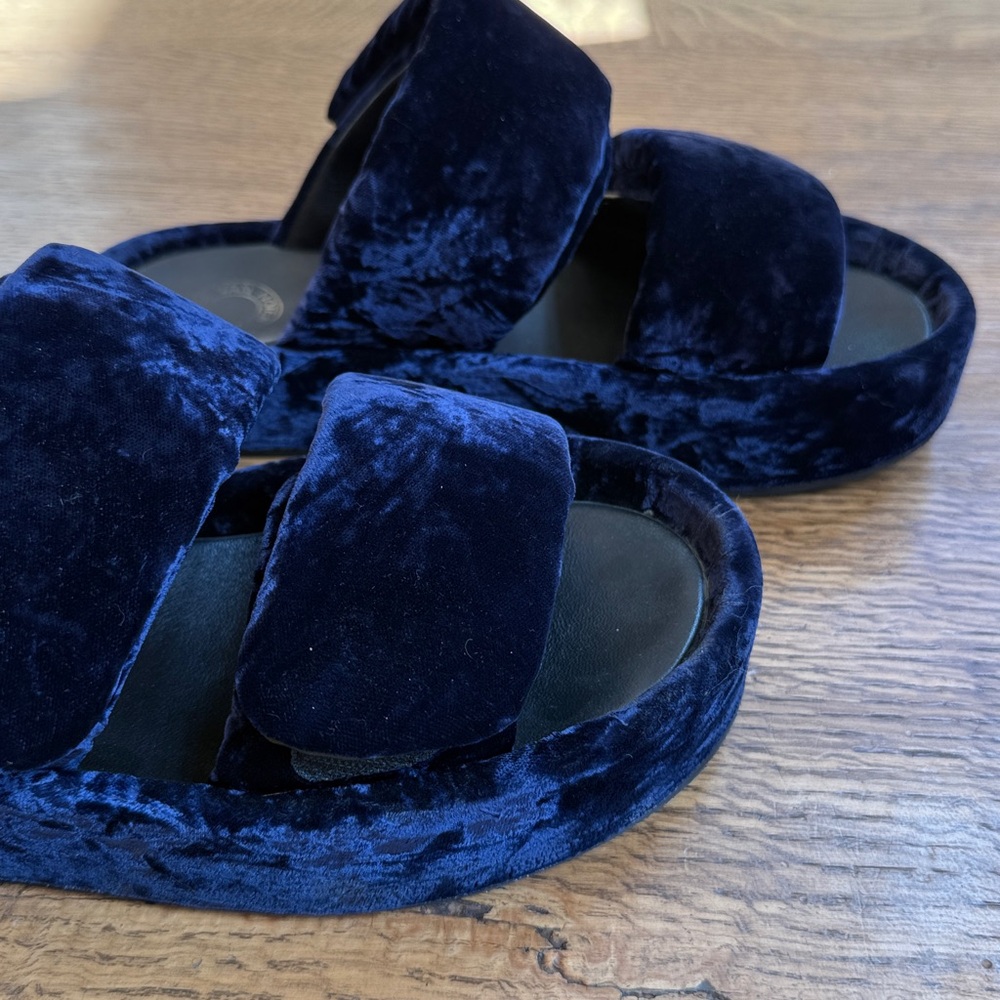 Dries Van Noten Navy Blue Velvet Mules - Picture 5 of 7